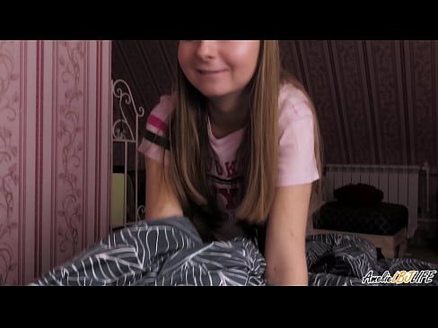 ❤️ Blondie Terda l-BFF tagħha Profondament u Gets Cum F'Ħalqha ❤️❌ Video tal-ħakk f'mt.rexporn-com.ru